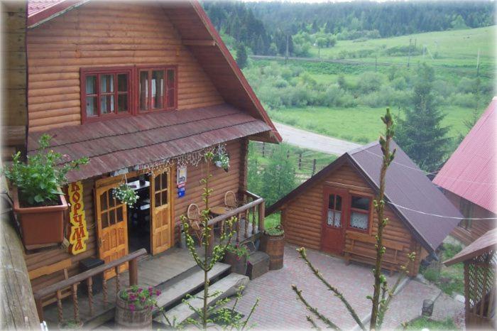 Boykivskiy Dvir Hotel Yasenitsa Zamkova Ngoại thất bức ảnh