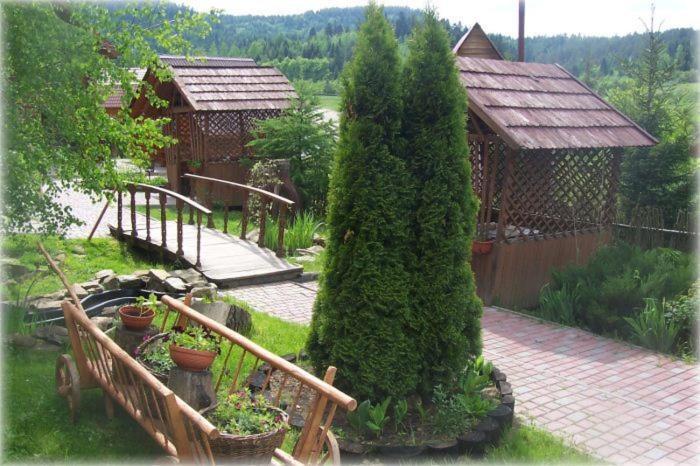 Boykivskiy Dvir Hotel Yasenitsa Zamkova Ngoại thất bức ảnh